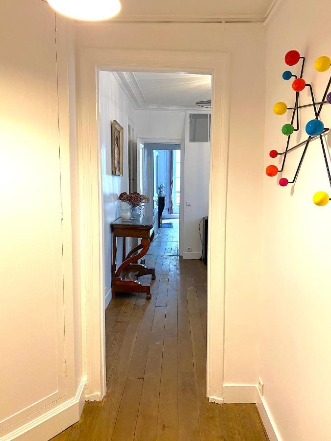 Real Parisian Apartment With 2 Bedrooms And Ac Exterior photo